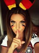 German Frau From Twitter