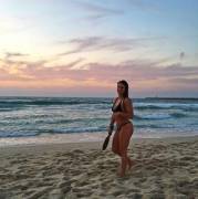 Those Hips Don't Lie [X-Post R/Mmababes]