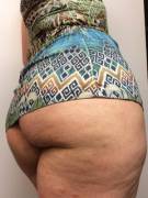 This Is A Hairy Ass That Loves To Be Spanked ;)