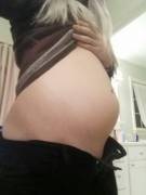 Saw A Few Pictures Of This Girl On Tumblr, Who Is She??