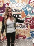 [Arrow] Katie Cassidy - 'Meet And Greet At Macys New York' - (Album)