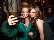 [Dc's Legends Of Tomorrow / Arrow / The Flash] Caity Lotz And Danielle Panabaker ...