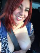 Amatuer Pops Lefty Out In The Car