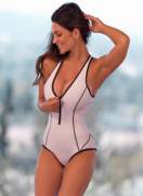 She Looks Better Without Being Pumped Up.