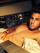 Who Wants To Skype? ;)