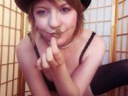 A Clean Bong (F)Or A Dirty Girl.