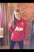 Alex Morgan From Her Twitpic While In London