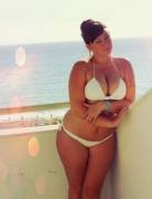 Voluptuous Girlfriend