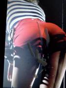 Taylor Swift's Ass Is Great When She's Bent Over