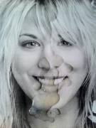 Kaley Cuoco Plastered