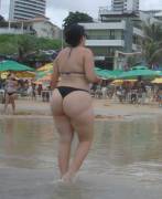 Tiny Thong On A Big Lady (1 Mic)