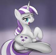 Twilight's Mom Is Looking Good [Solo] (Artist: Monopon512)