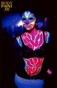 Under The Black Light, Body Paint Me (Mic)