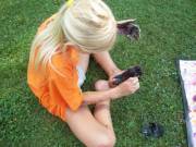 Painting Her Feet - X/Post From My New Sub R/Girlswithbarefeet