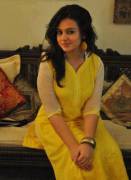 Cute Girl In Salwar Kameez [Pic]