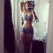 Alexandra Bring --Xpost /R/Fitgirls