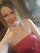 Come See Me On Chaturbate! Chaturbate.com/Shycollegeslut