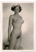 Retro Nude Modelling