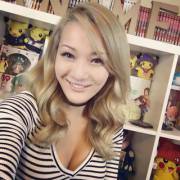 Reina Scully (From /R/Asiancuties)