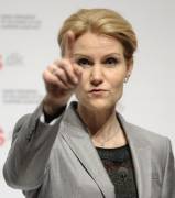 Shame On You! (Xpost From /R/Judgmentalwomen/)