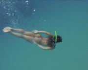 I'd Drown Swimming After That Ass